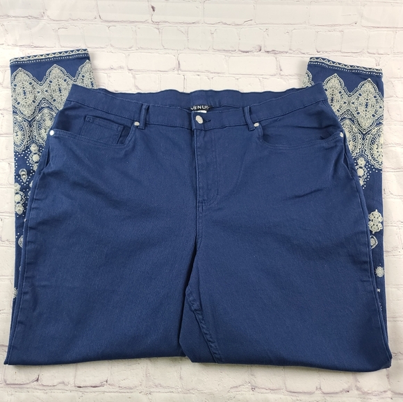 Venus Wmn's 20 Paisley Jeans Royal Blue - Picture 2 of 11